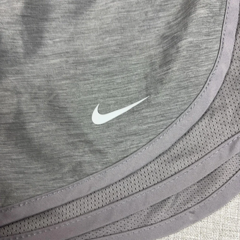 Nike Dri-FIT Running Shorts Womens M Gray 3 In Lined Athletic Pockets DB4487-067